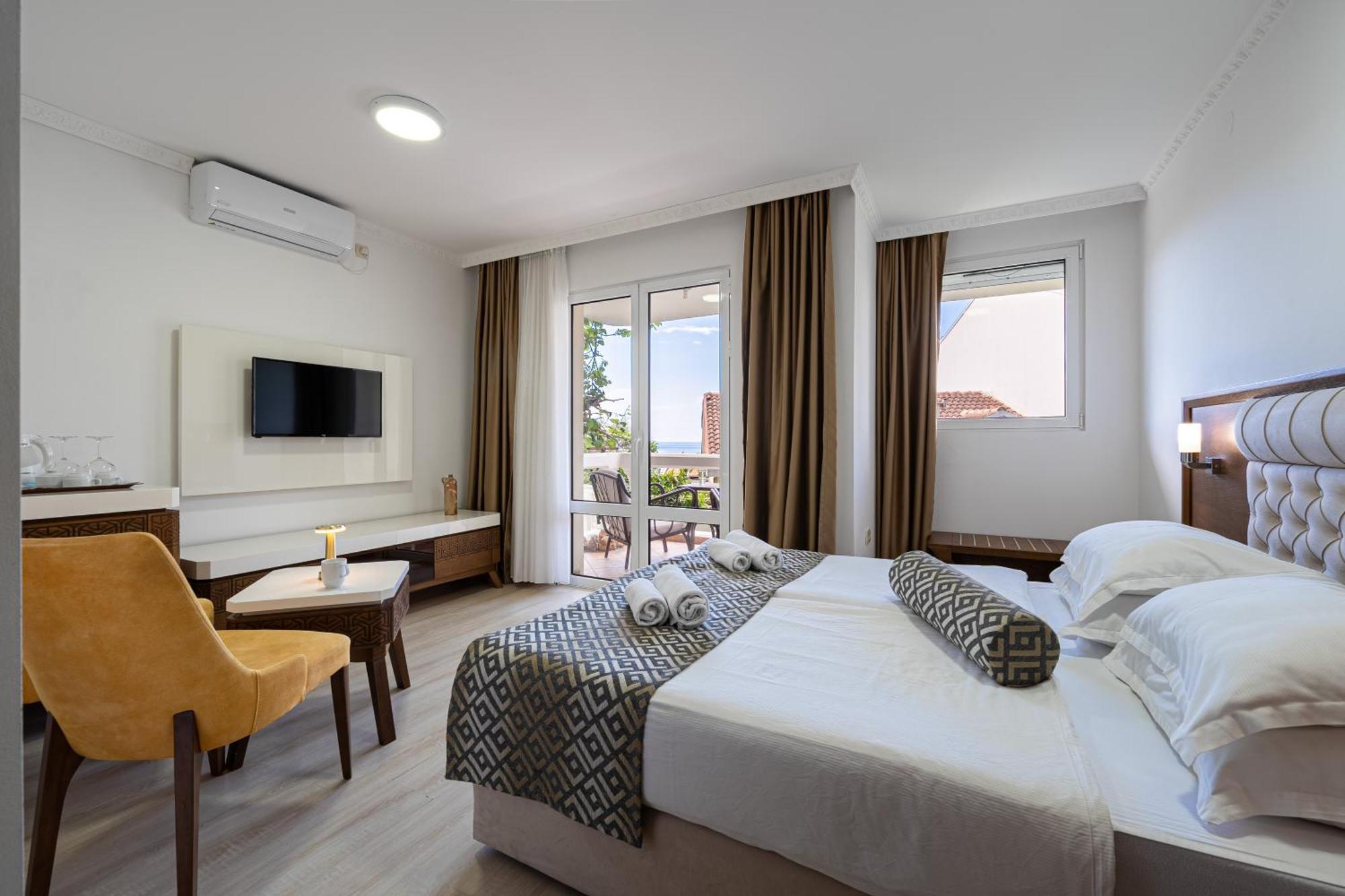 Hotel Adrovic Sveti Stefan Eksteriør billede