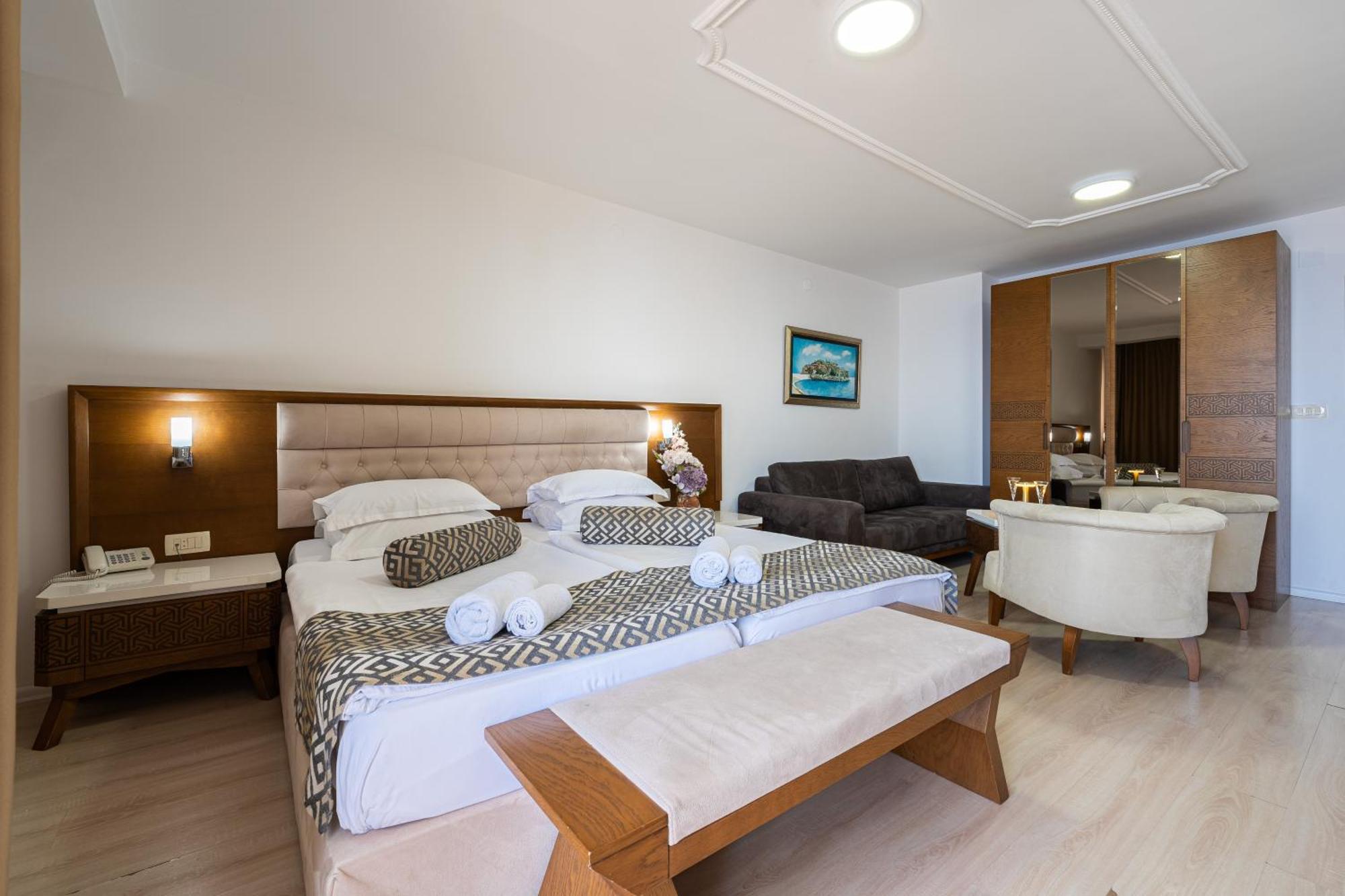 Hotel Adrovic Sveti Stefan Eksteriør billede