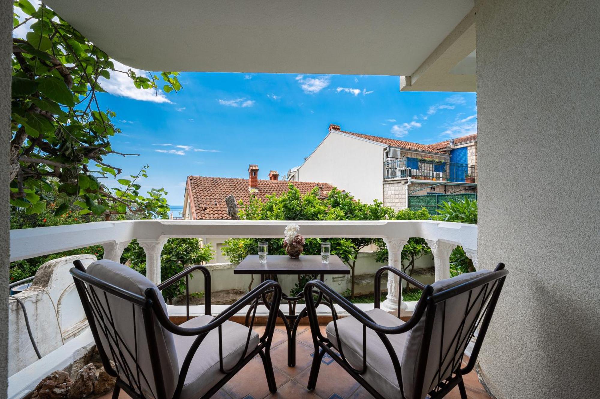 Hotel Adrovic Sveti Stefan Eksteriør billede