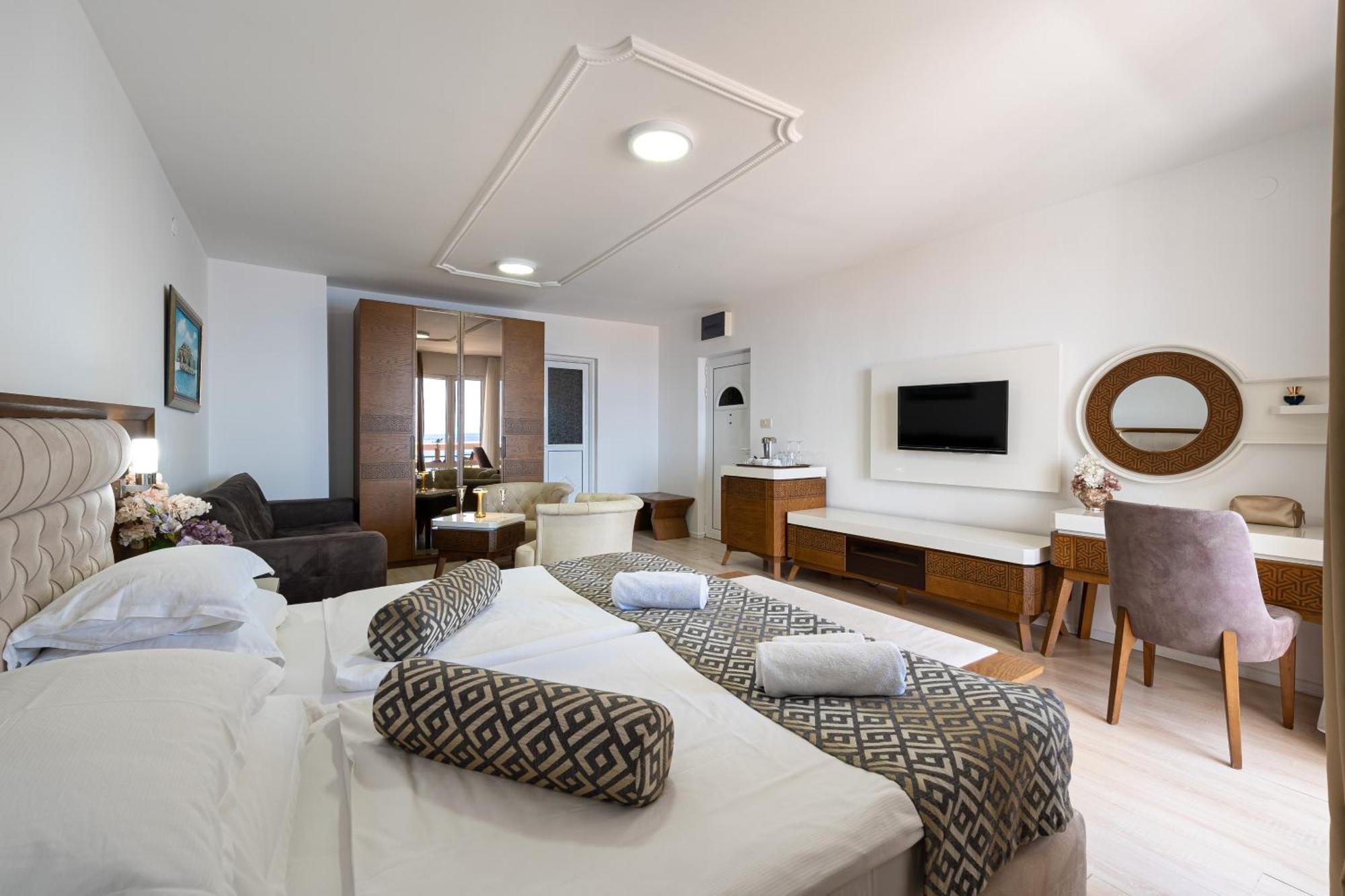 Hotel Adrovic Sveti Stefan Eksteriør billede