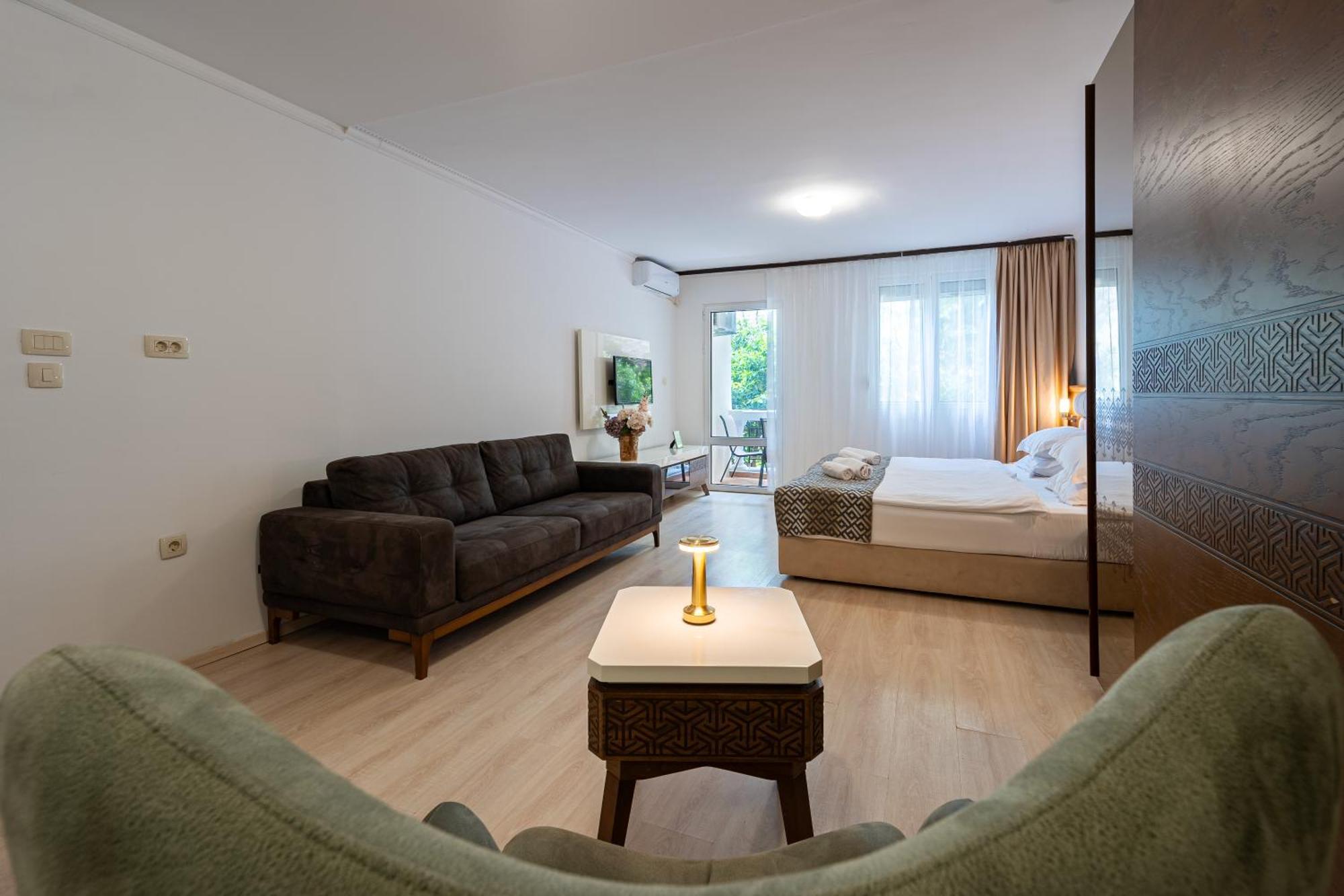 Hotel Adrovic Sveti Stefan Eksteriør billede
