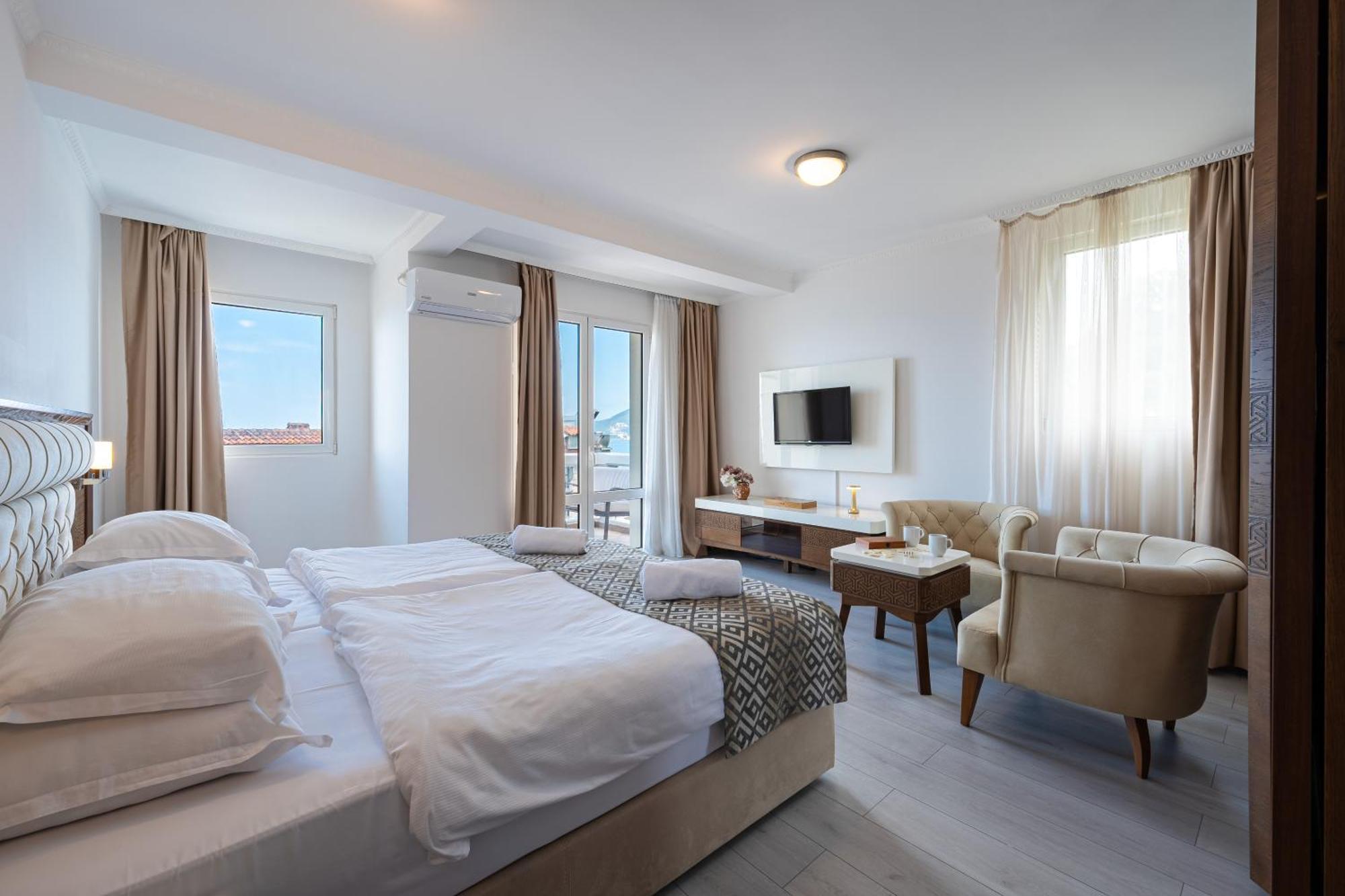 Hotel Adrovic Sveti Stefan Eksteriør billede