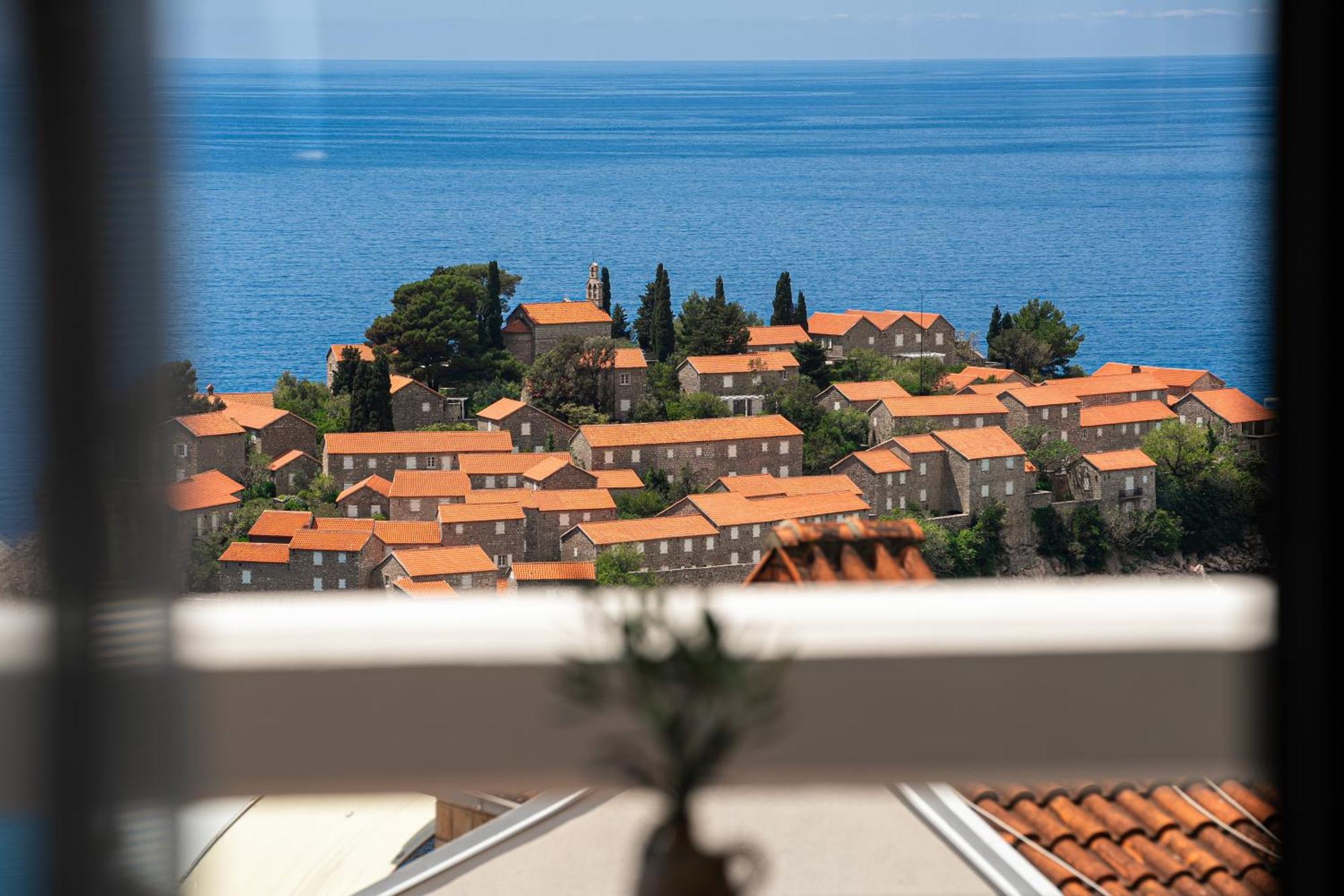 Hotel Adrovic Sveti Stefan Eksteriør billede