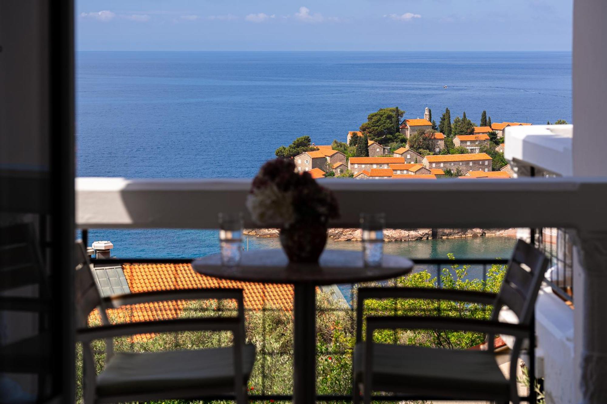 Hotel Adrovic Sveti Stefan Eksteriør billede