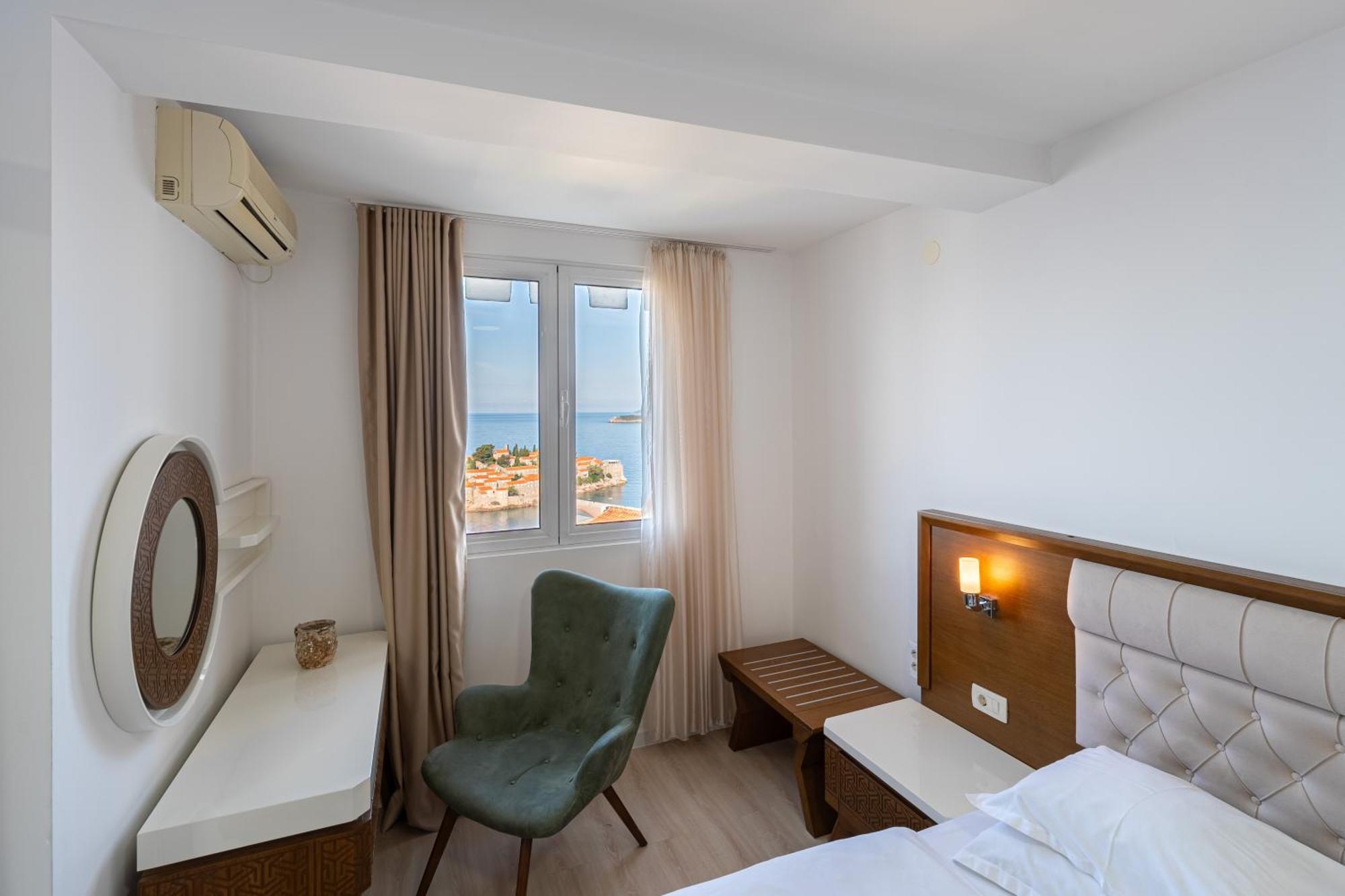 Hotel Adrovic Sveti Stefan Eksteriør billede