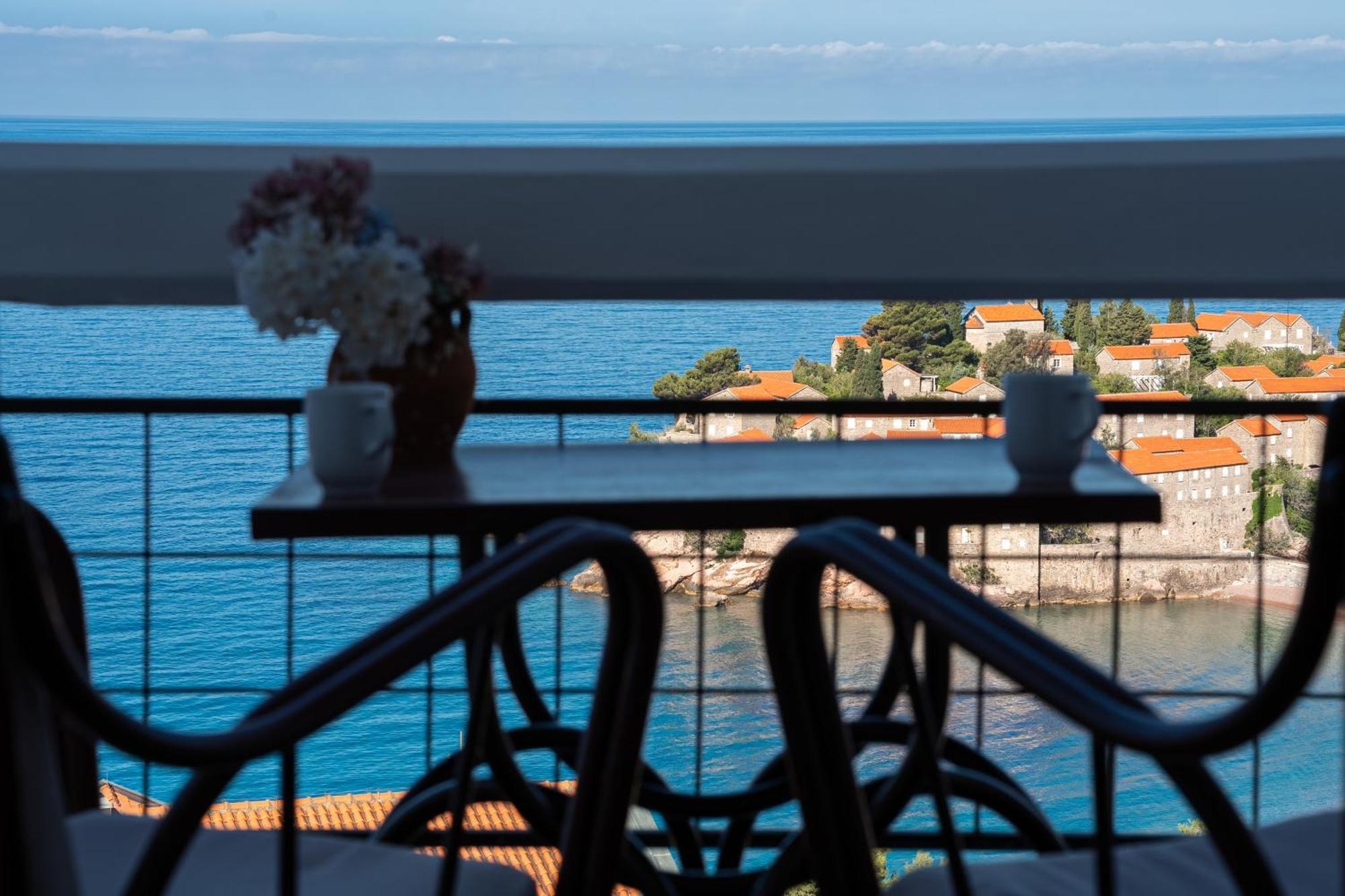 Hotel Adrovic Sveti Stefan Eksteriør billede