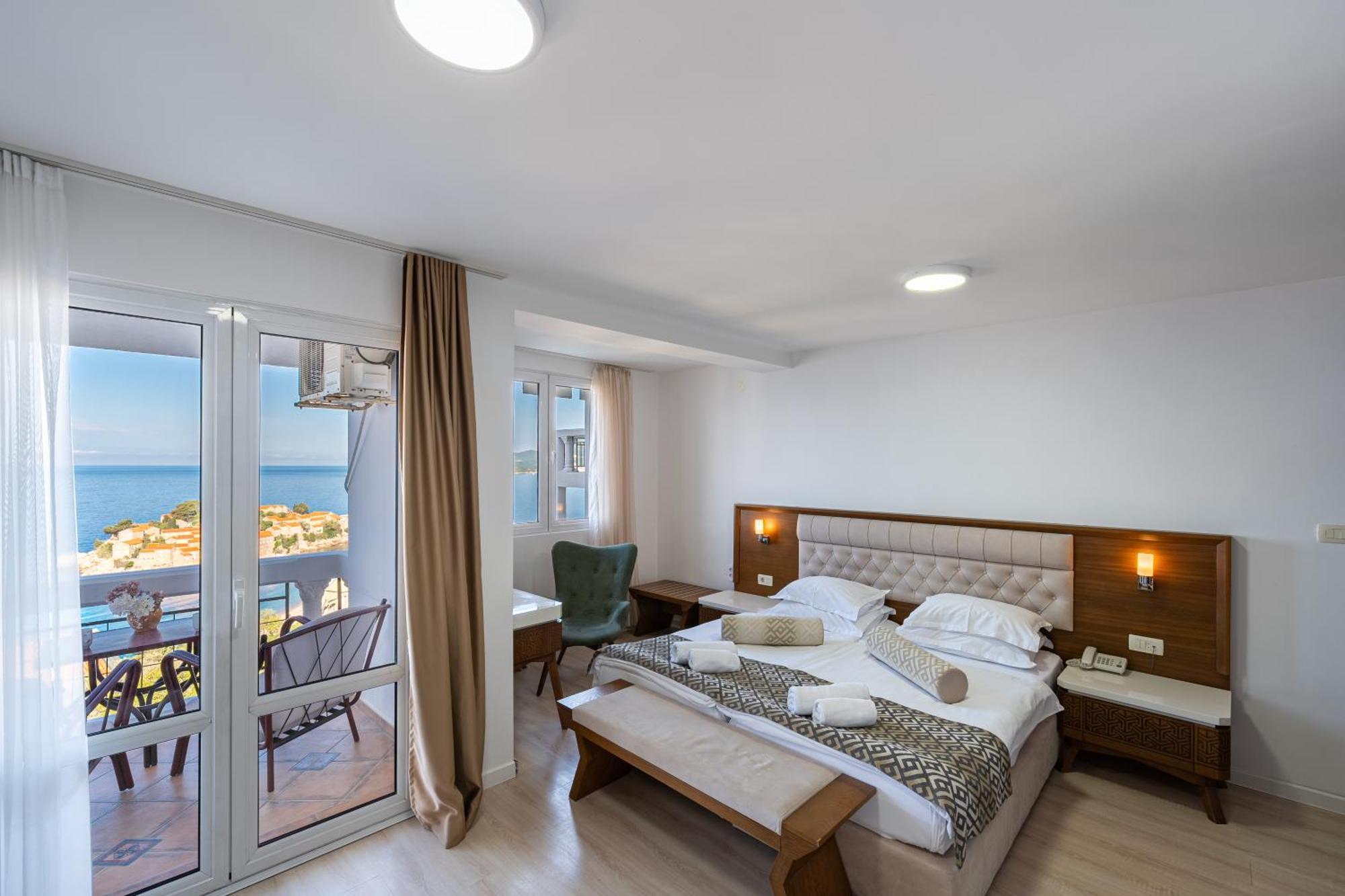 Hotel Adrovic Sveti Stefan Eksteriør billede